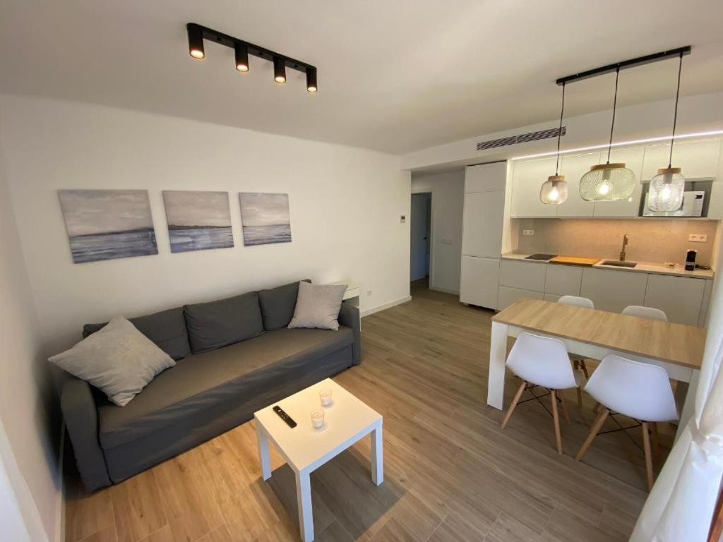 Apartamento Cala Montgo Ля Эскала Экстерьер фото
